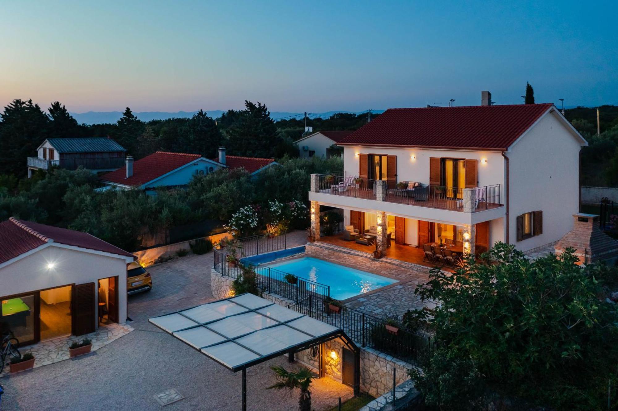 Villa Sara - Perfect Family Holiday Brzac Exterior photo